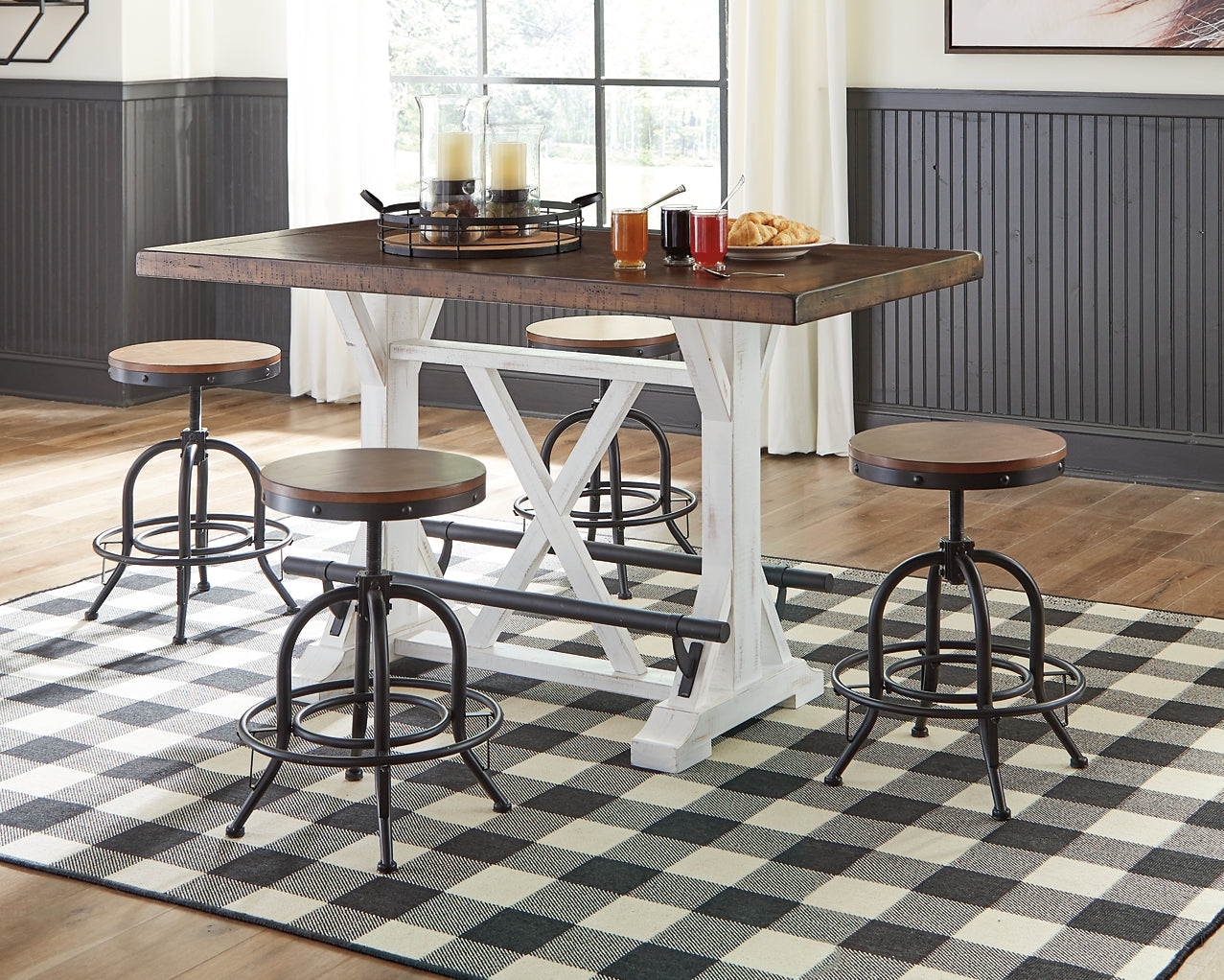 Express > Dining Room