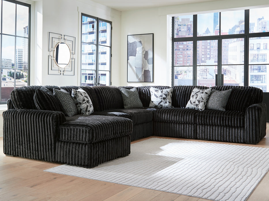 Midnight-Madness 6-Piece Sectional with Chaise