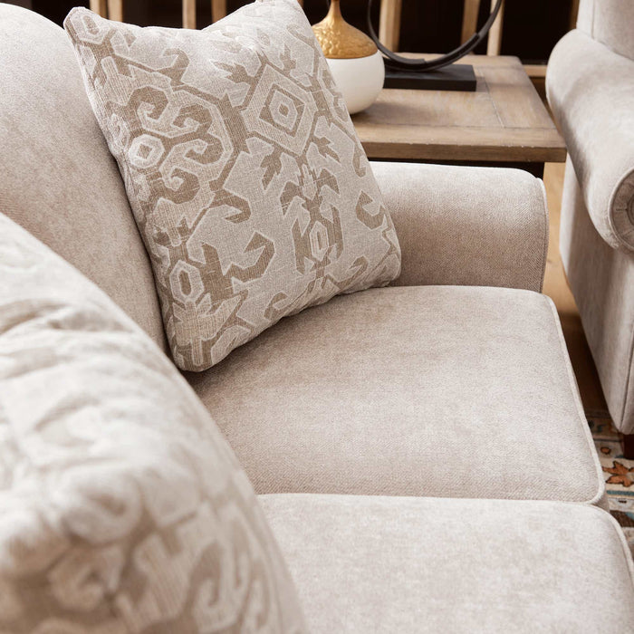 Mackenzie Loveseat