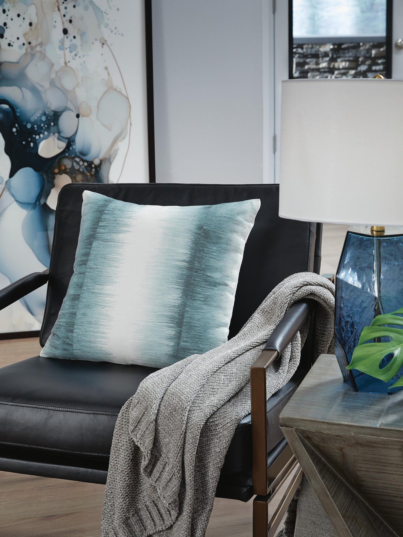Accessories > Pillows