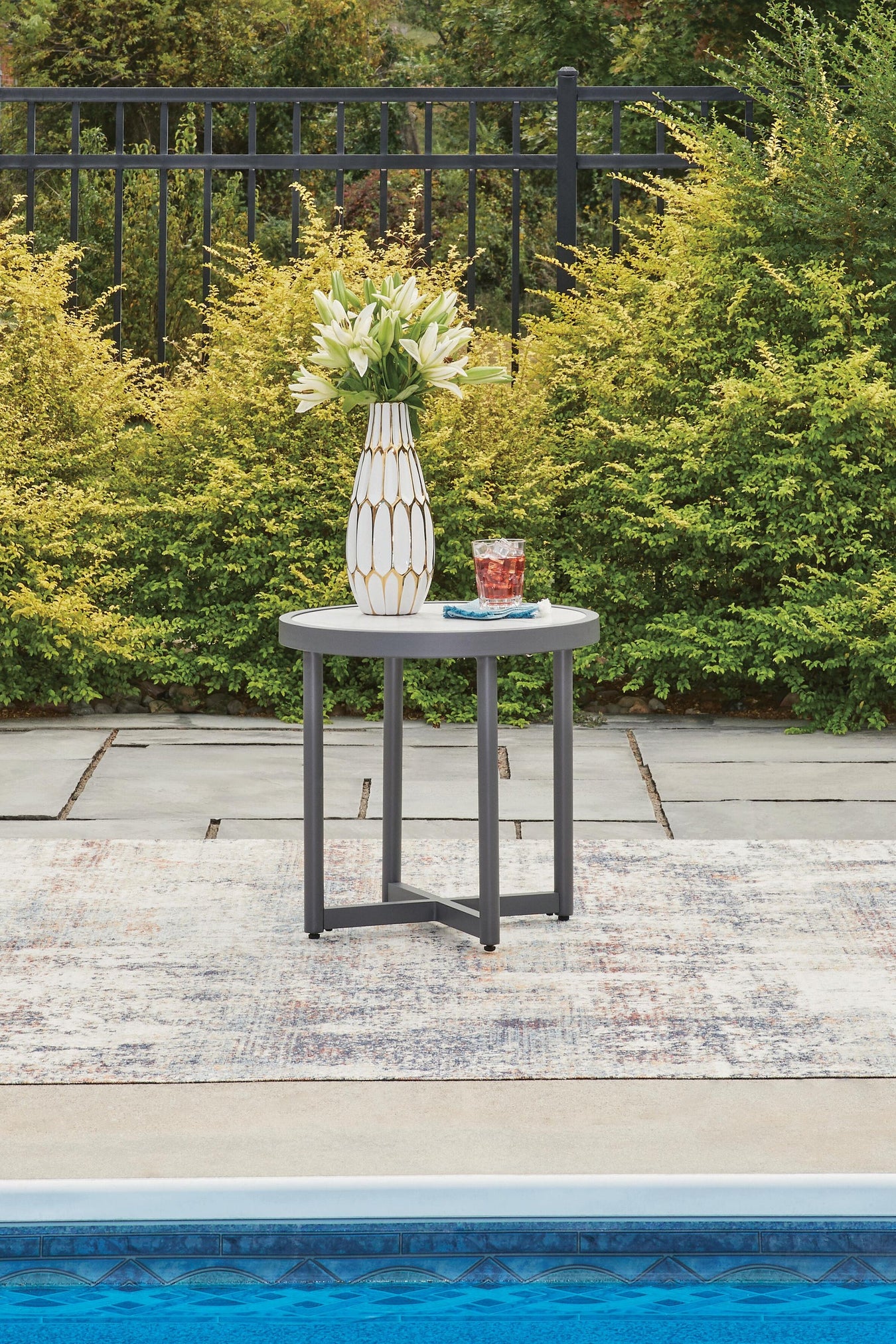 Outdoor Furniture > Outdoor Occasional Tables